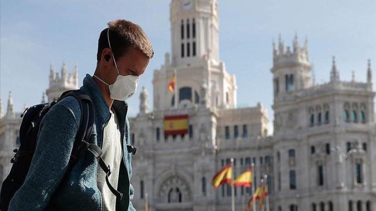 İspanya kısıtlamaları gevşeterek turizm sezonunu açtı