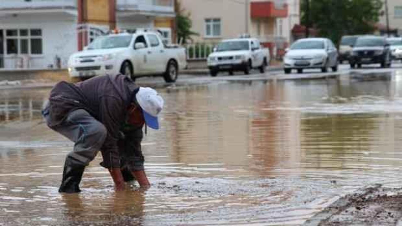 Konya'da sağanak yağmur sele neden oldu