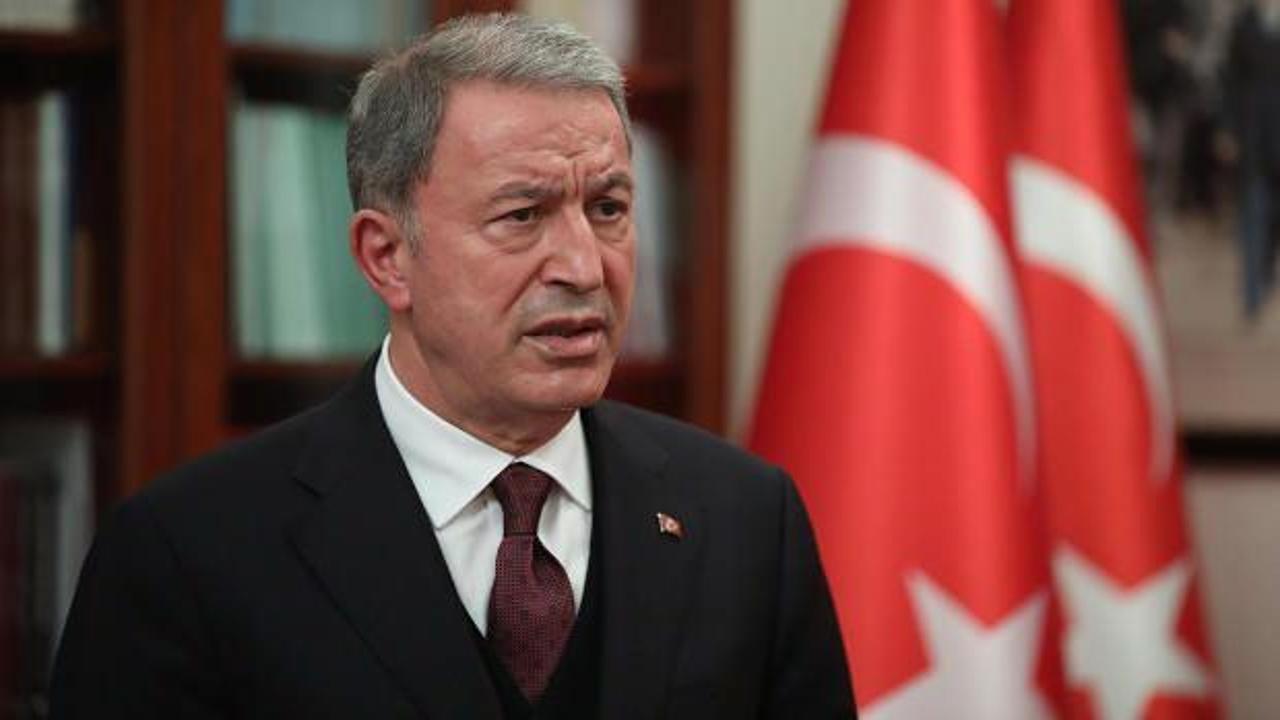 Bakan Akar, Türkiye’nin Bişkek Büyükelçiliği'ni ziyaret etti