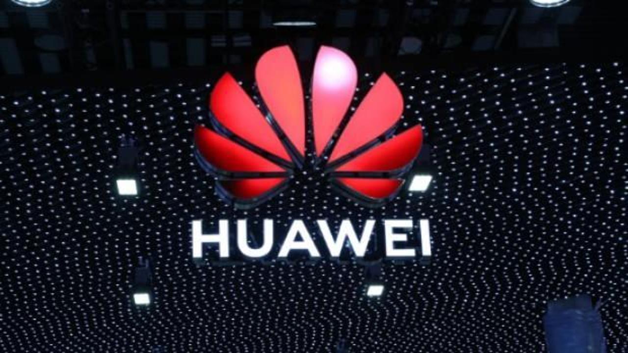 Huawei ABD yaptırımlarına rağmen zirvede