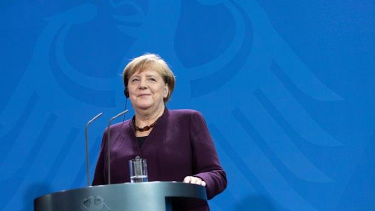 Merkel'den Çin açıklaması