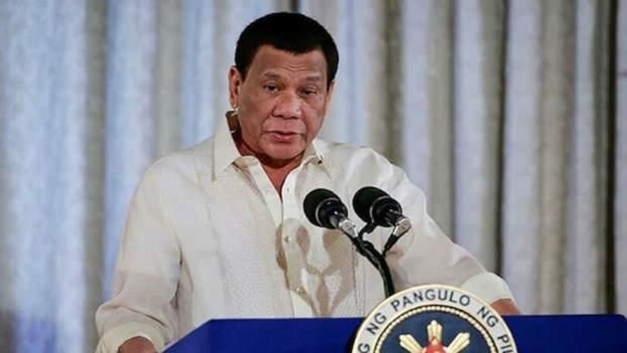 Filipinler Devlet Başkanından aşı tehdidi