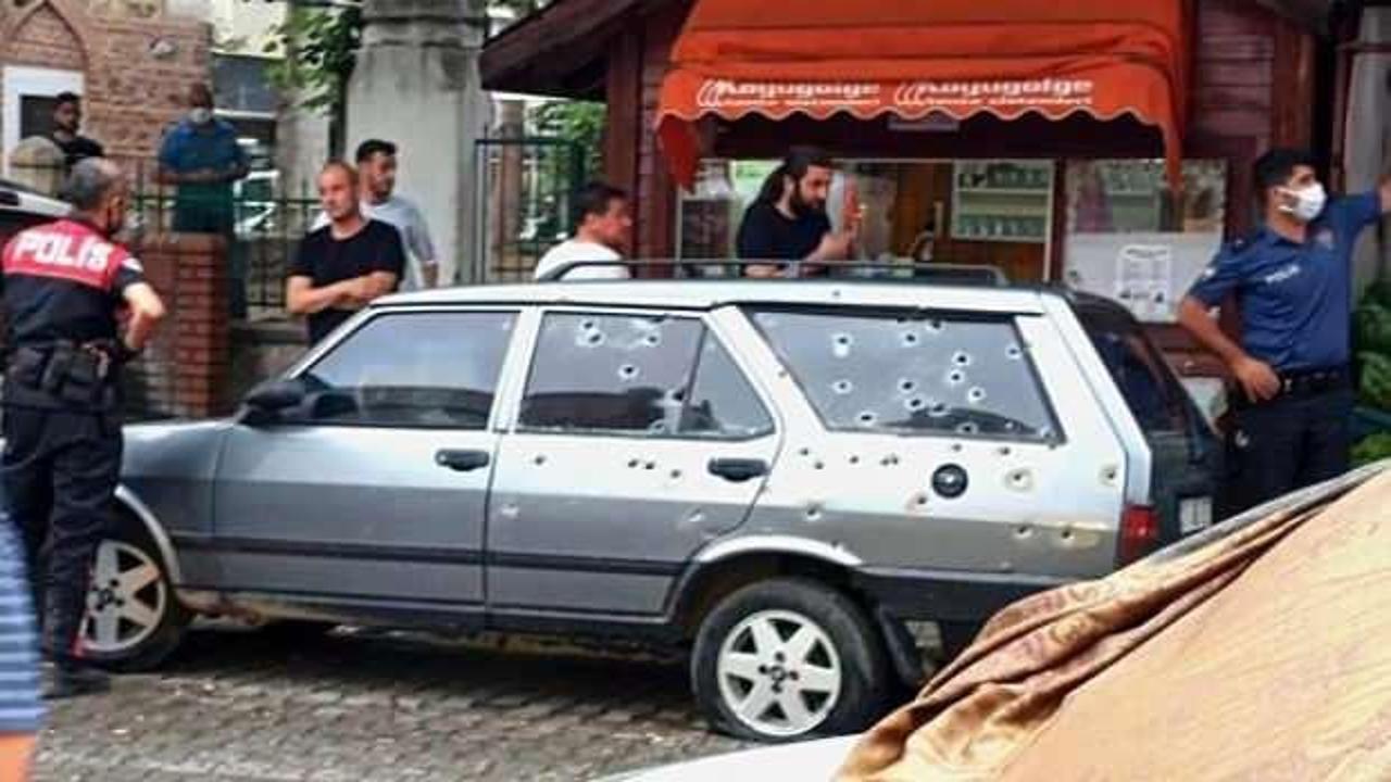 Kurşun yağdırdı! Araç delik deşik oldu