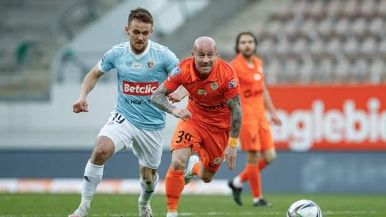 S&uuml;per Lig ekibinden Miroslav Stoch s&uuml;rprizi!