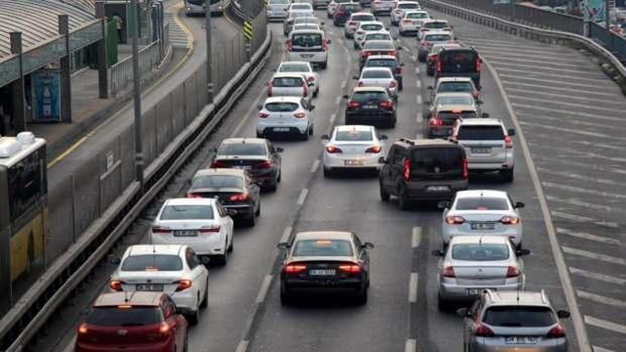 Trafikte yeni dönem: Araçlara "karakutu" zorunluluğu geliyor