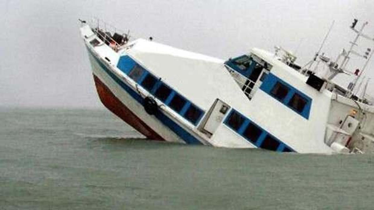Endonezya'da feribot battı: 6 ölü, 3 kayıp