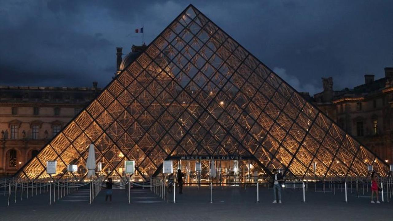 Fransa'da "m&uuml;zeler gecesi" etkinliği d&uuml;zenlendi