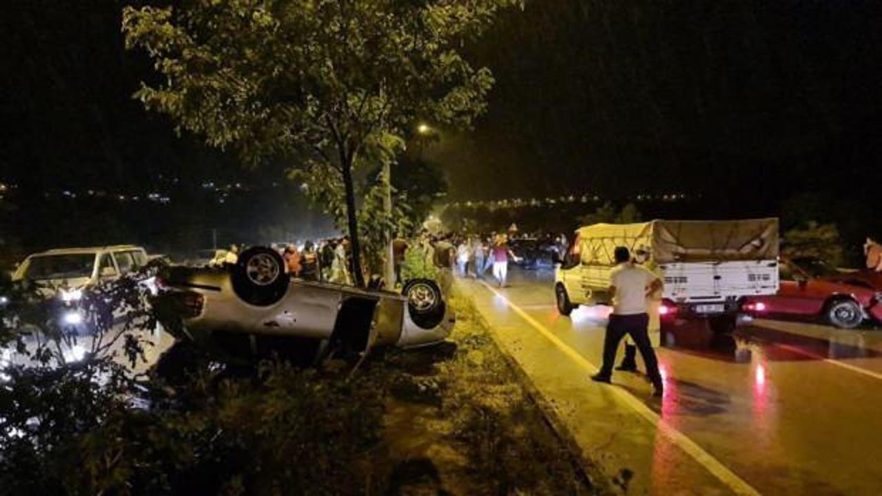 Karabük'te zincirleme trafik kazası: 1'i ağır 3 yaralı