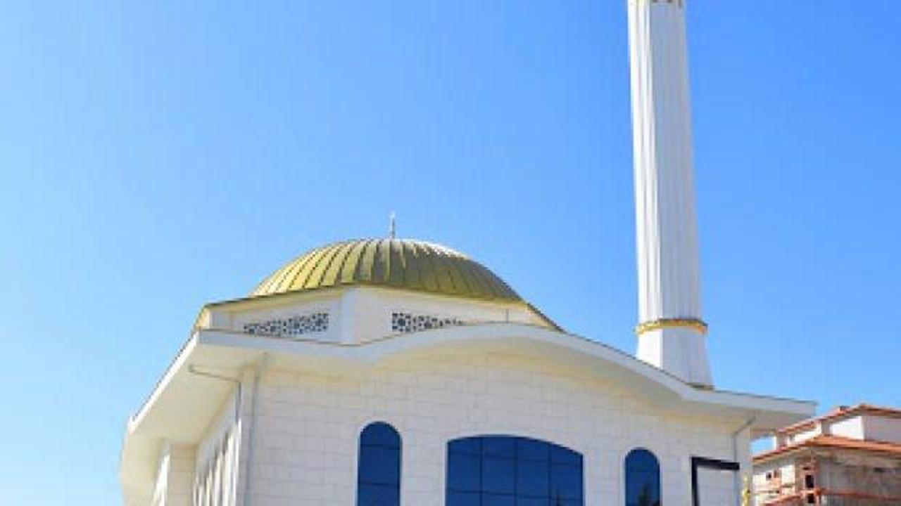 Mehmet Zahit Kotku Camii cemaatle buluşuyor