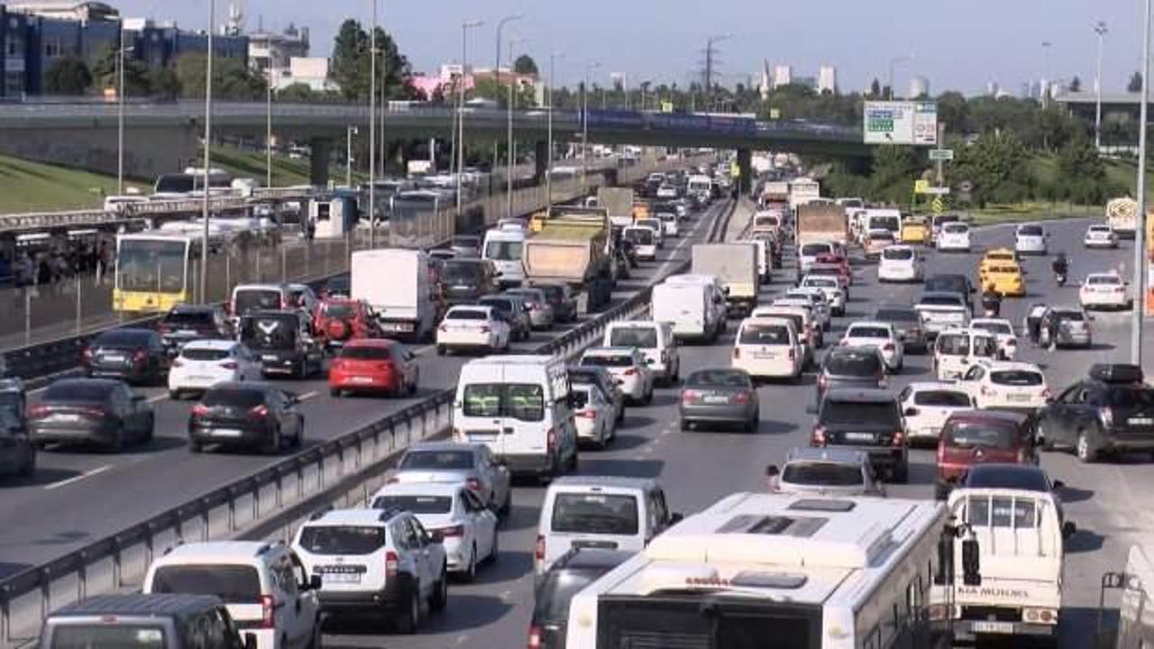 Sürücülere müjde: Trafik sigortası yüzde 6 düştü