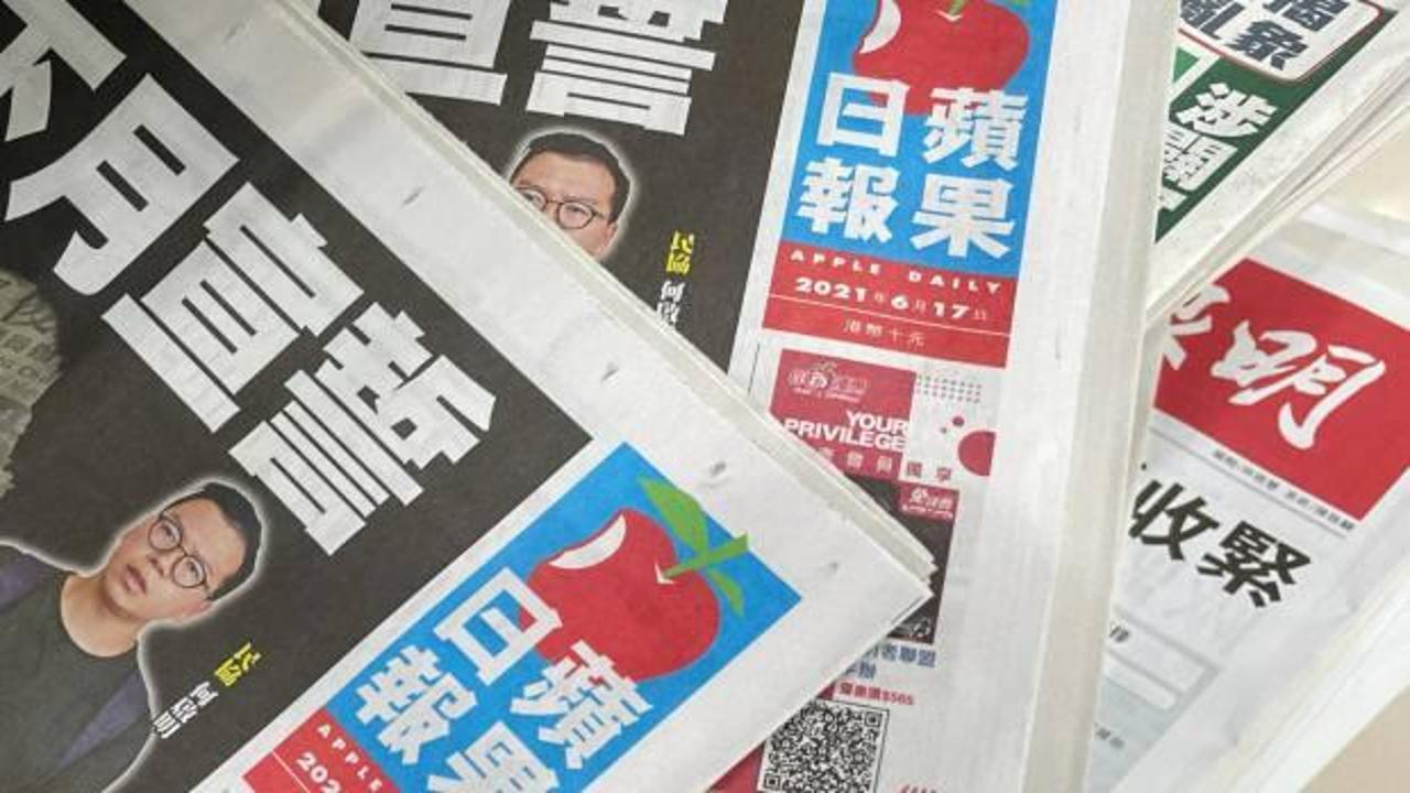 Çin'in Hong Kon'da gazete kapatmasına 21 ülkeden tepki 