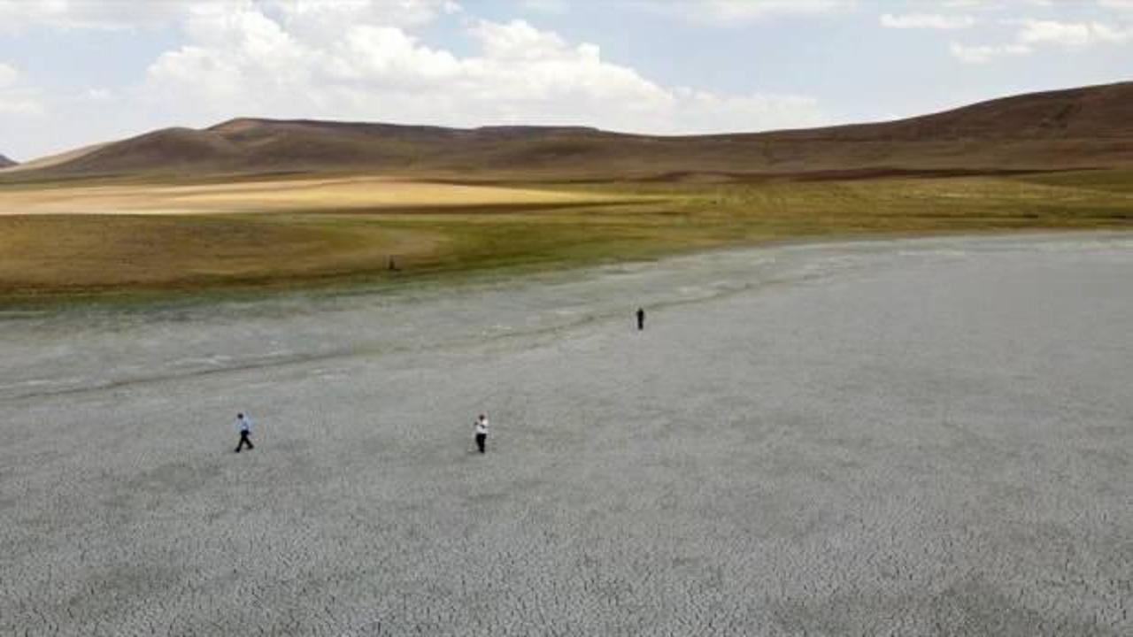 Saray Tuz G&ouml;l&uuml; de kurudu