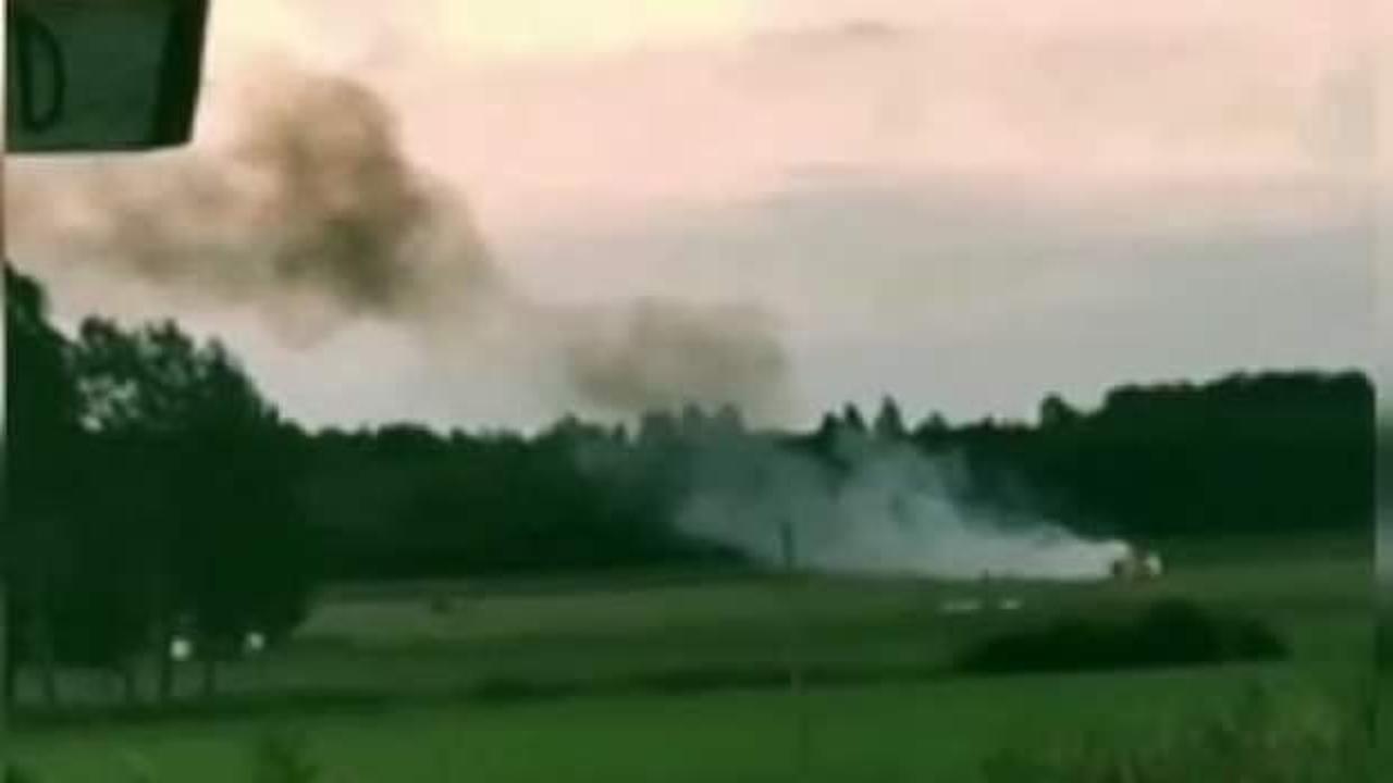 İsveç'te içinde 9 kişi bulunan uçak düştü 