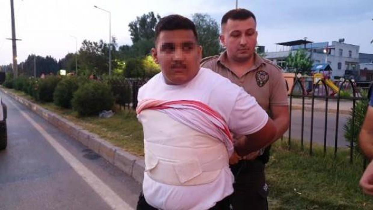 &Uuml;zerinde &ccedil;elik yelekle yakalandı, 'hasmım var' dedi