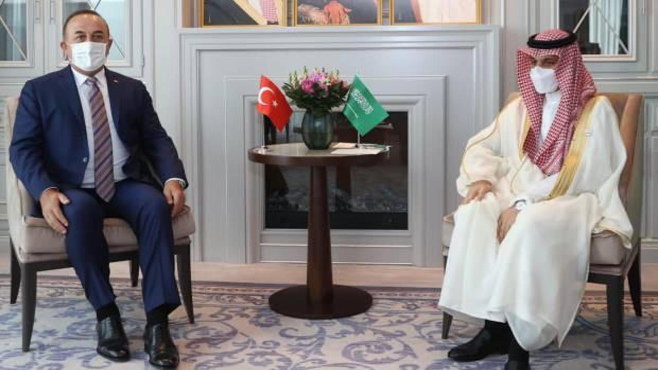 Bakan Çavuşoğlu, Suudi Arabistan Dışişleri Bakanı Ferhan ile görüştü