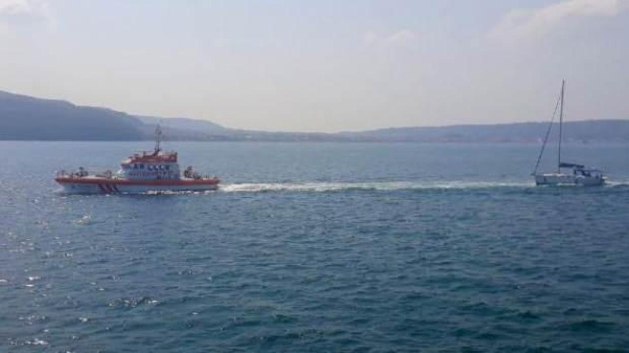Çanakkale Boğazı’nda sürüklenen yelkenli tekne kurtarıldı