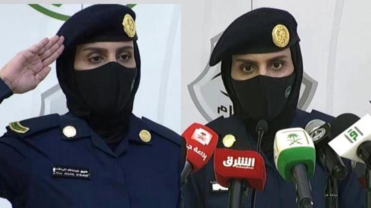 Suudi Arabistan'da ilk kez kadın askerden basın toplantısı