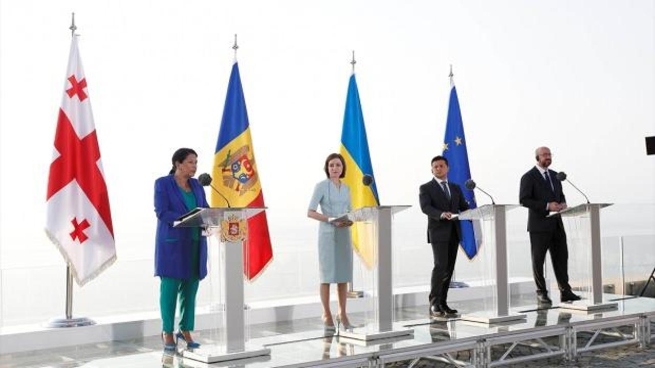 AB Konsey Başkanı'ndan Batum'da kritik zirve: 3 ülke lideri katıldı