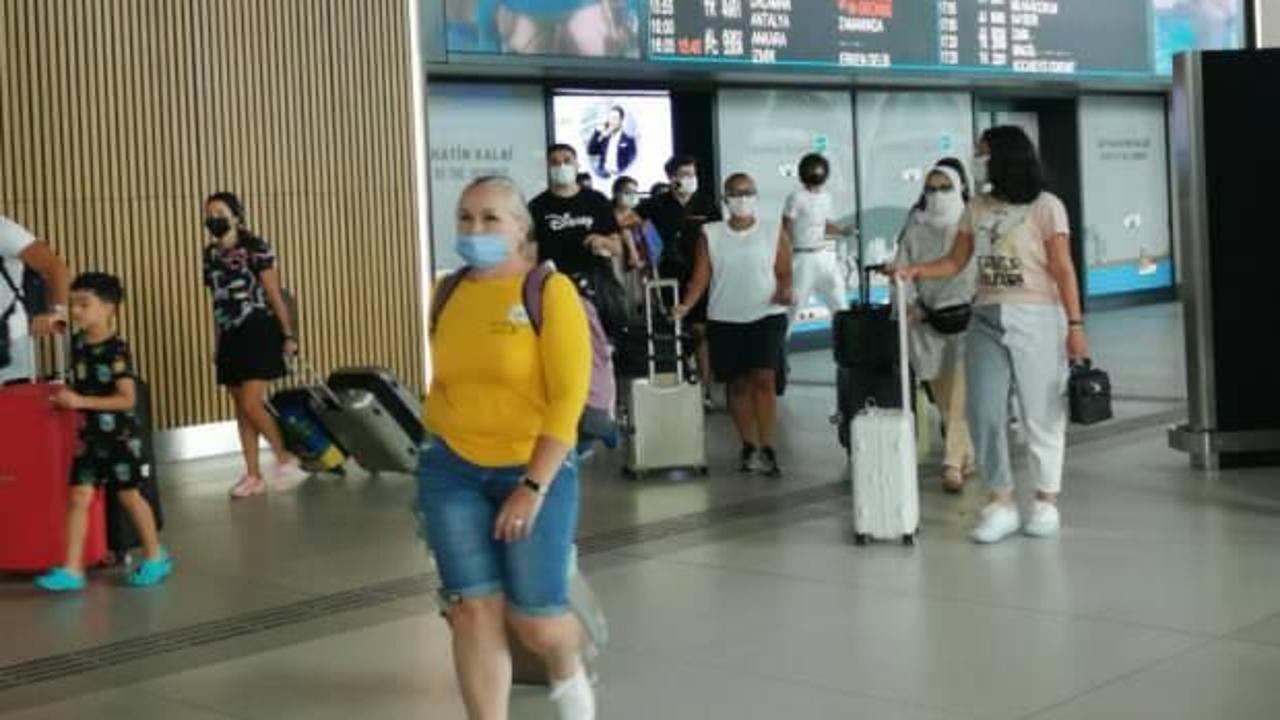 İstanbul Havalimanı’nda bayram dönüşü hareketliliği