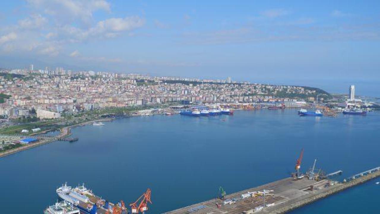 Samsun'da yasak bölgede denize girenlere para cezası 
