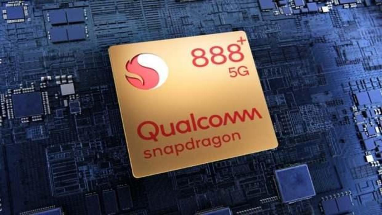 Snapdragon 888 Plus işlemcili ilk amiral gemisi: iQoo 8