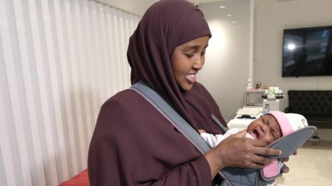 Somali'de 9 kez düşük yaptı! Annelik sevincini Türkiye'de yaşadı