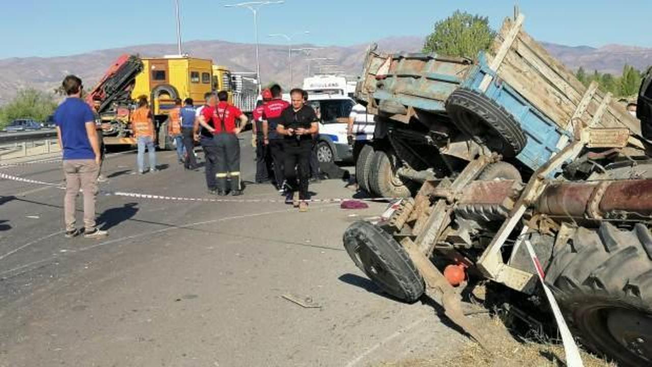Erzincan'da feci kaza! Tarım işçilerini taşıyan traktör ile kamyon çarpıştı