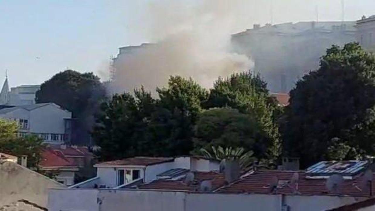 İstanbul Beyoğlu'ndan yangın paniği