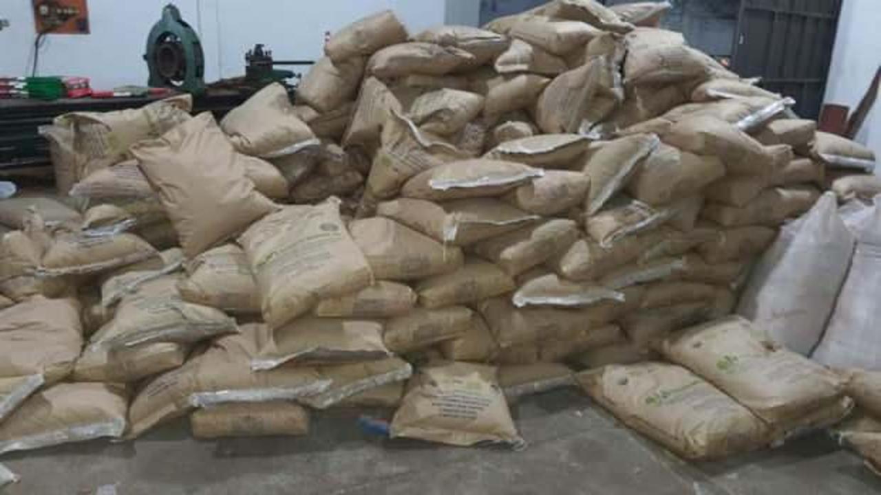 Şeker çuvallarının içinden 3 bin 416 kilo kokain ele geçirildi 