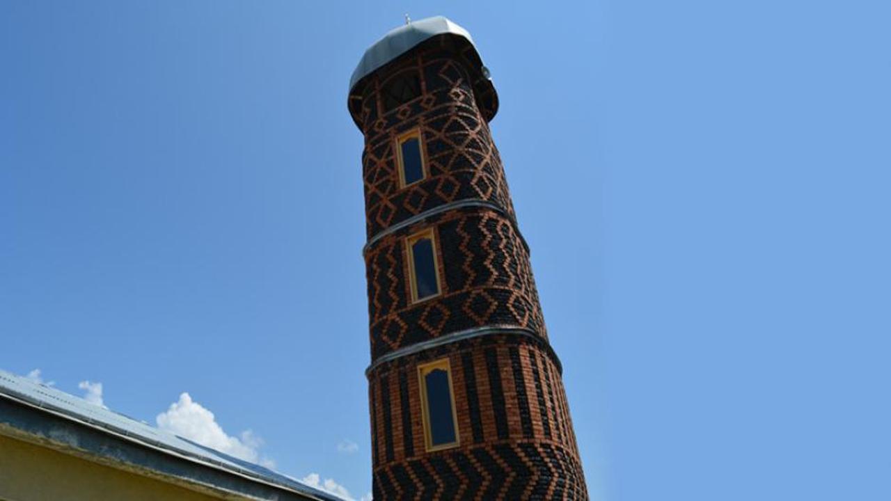 Gürcistan’da 120 yıldır onarılmayan cami restore edildi