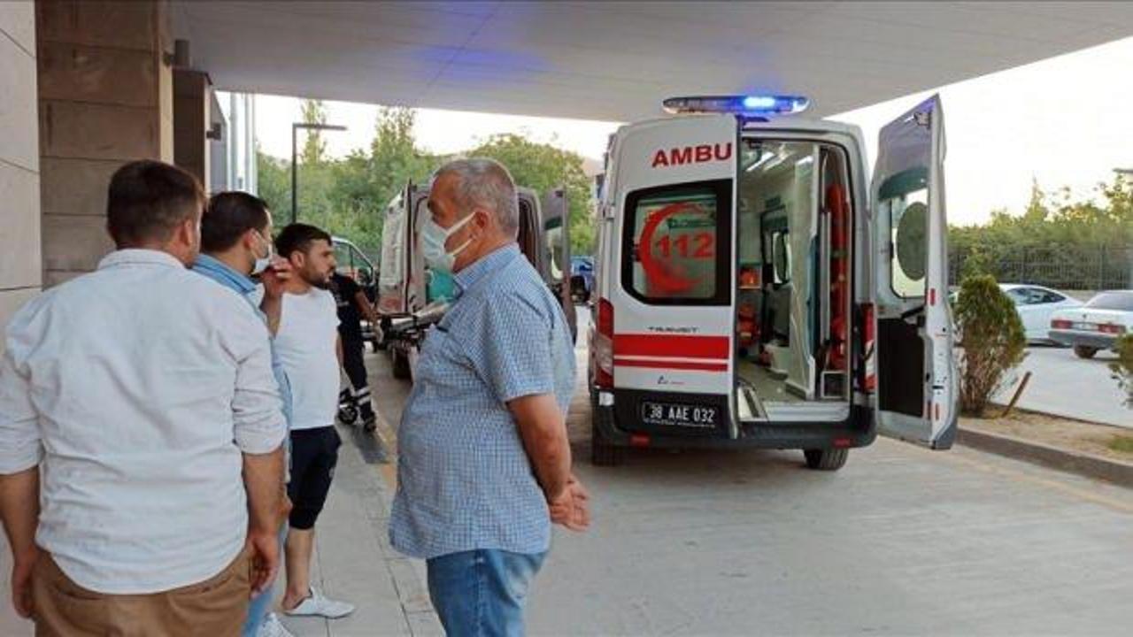 Kayseri'de nişan t&ouml;reni sırasında balkon &ccedil;&ouml;kt&uuml;: 13 yaralı