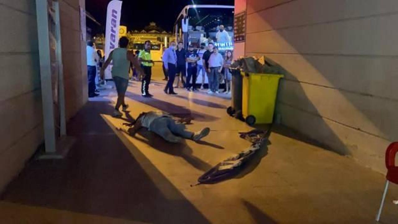 Fethiye otogarında bı&ccedil;aklı kavga: 1 &ouml;l&uuml;