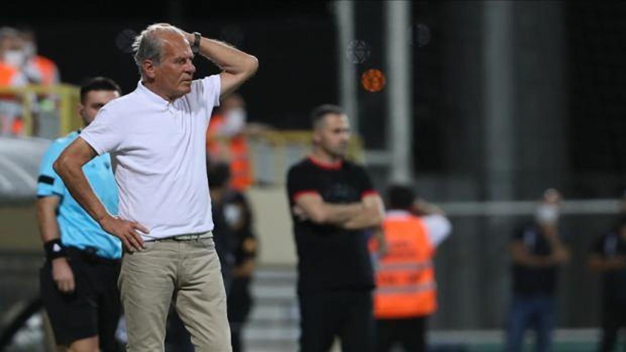 Mustafa Denizli: Bu futbolu geliştirerek sürdürmek istiyoruz