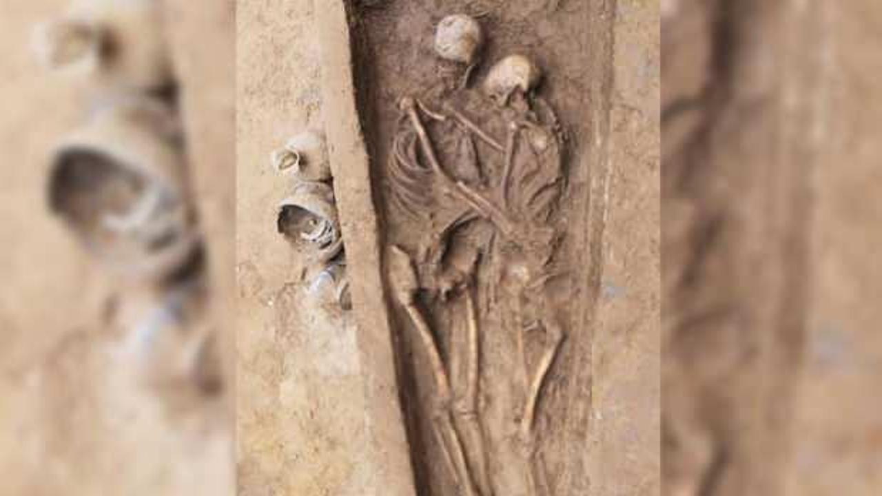 “Mezara kadar aşkı” simgeleyen bir çifte ait 1600 yıllık iskeletler bulundu