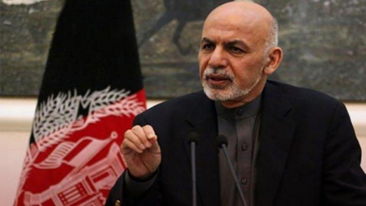 Rusya'dan Afgan lider Eşref Gani hakkında iddia: Paraları helikoptere sığmadı