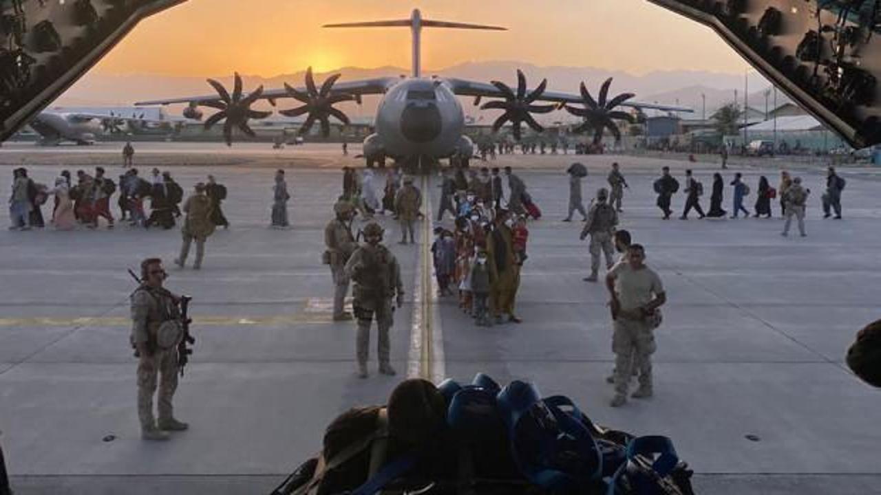 ABD askerleri Kabil Havalimanı'ndan çekiliyor