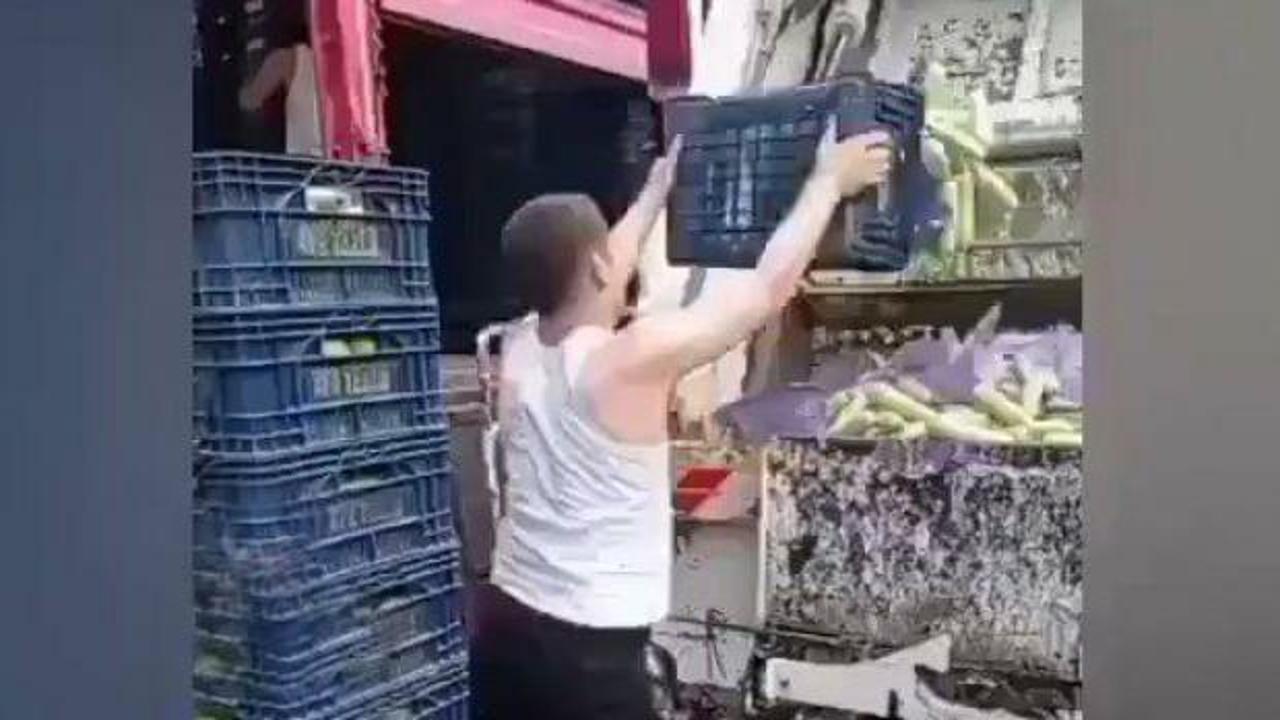 &Ccedil;&ouml;pe d&ouml;k&uuml;len tonlarca sebzede fatura m&uuml;lteciye kesildi