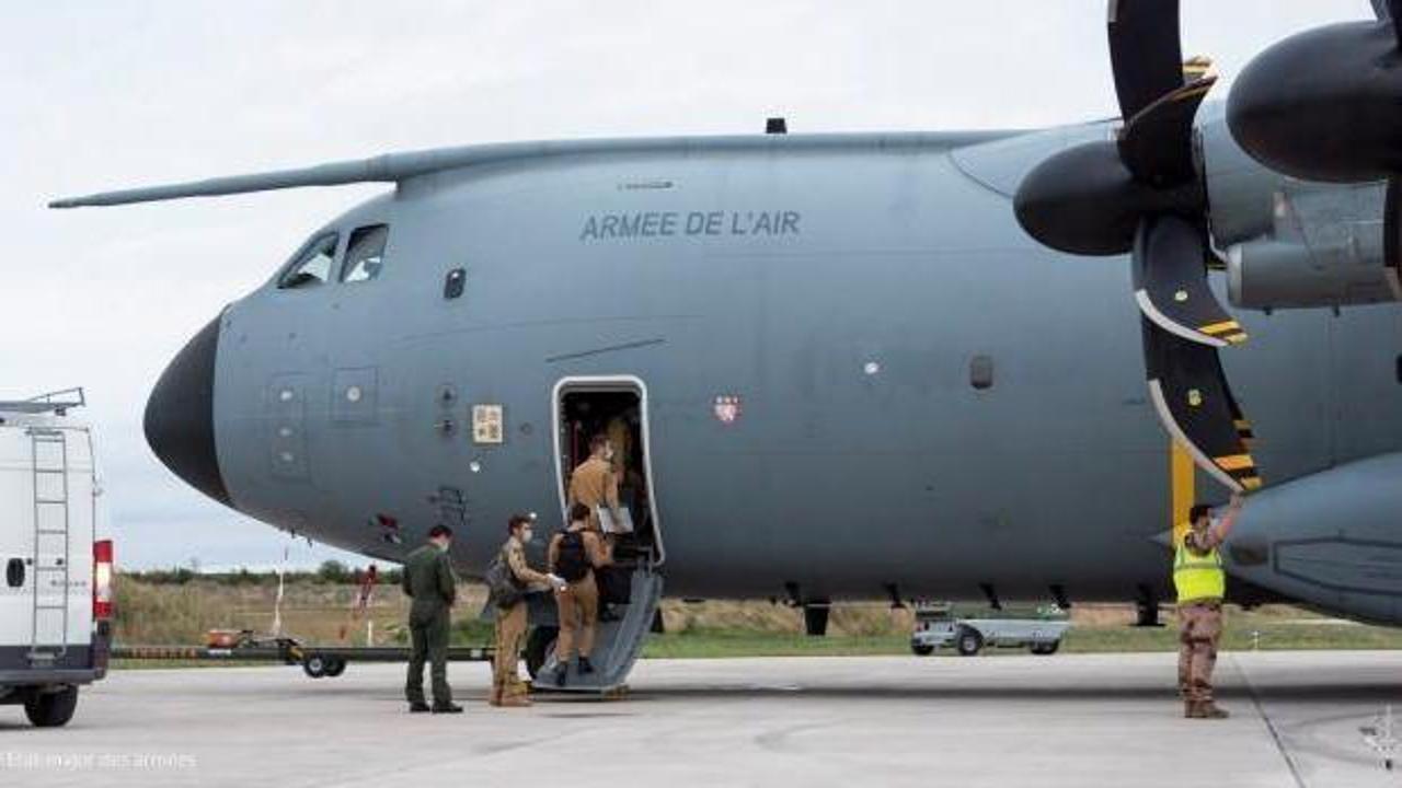 Fransa'nın Afganistan'dan tahliyeleri yarın sona erecek