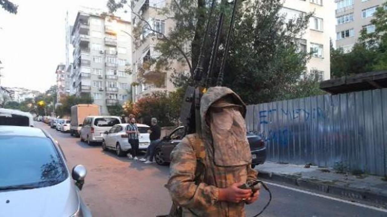 Bu g&ouml;r&uuml;nt&uuml;ler İstanbul'dan! 22 adrese eş zamanlı operasyon