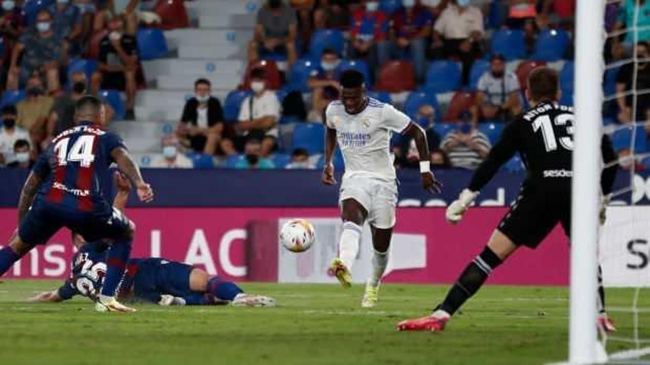 Real Madrid, Levante ile 3-3 berabere kaldı