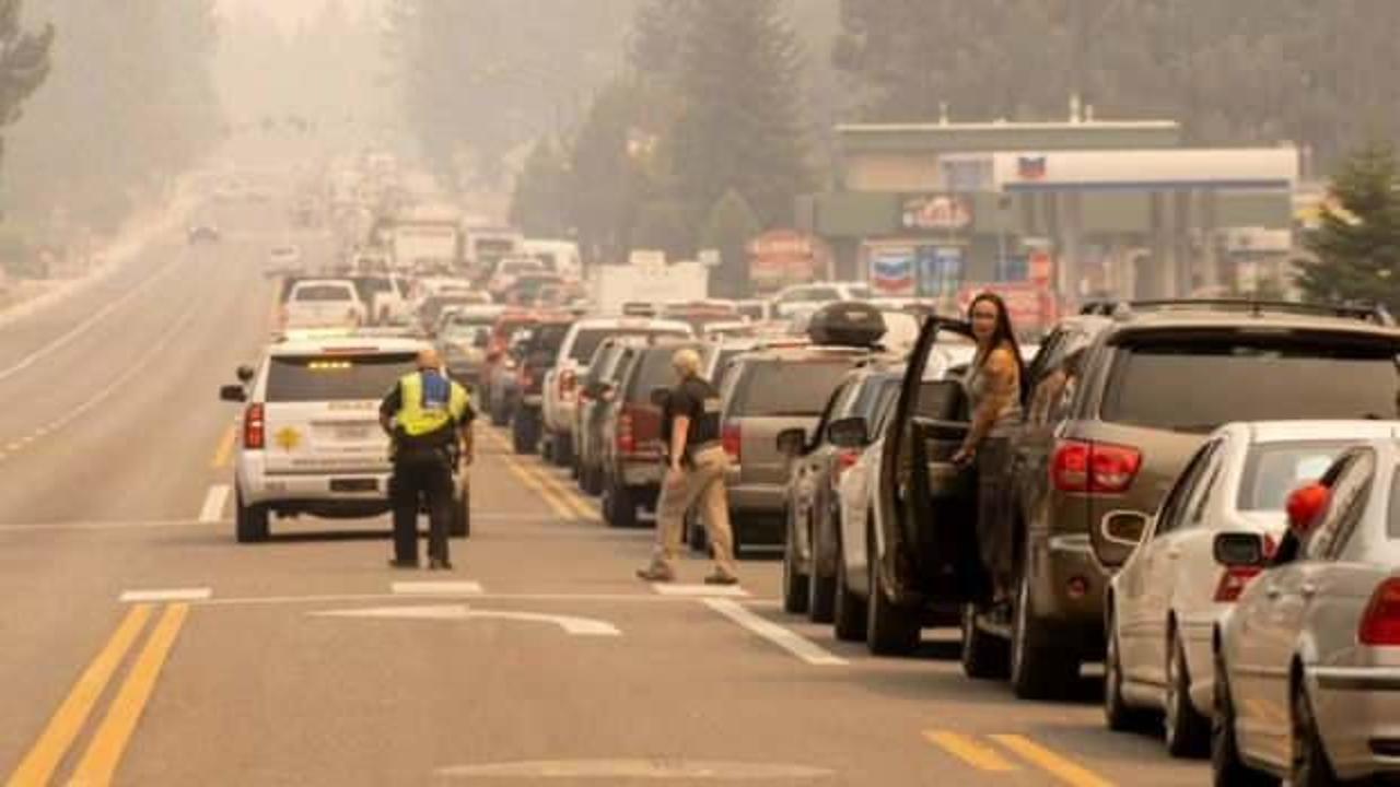 Kaliforniya yangınları yerleşim yerlerini tehdit etmeye devam ediyor