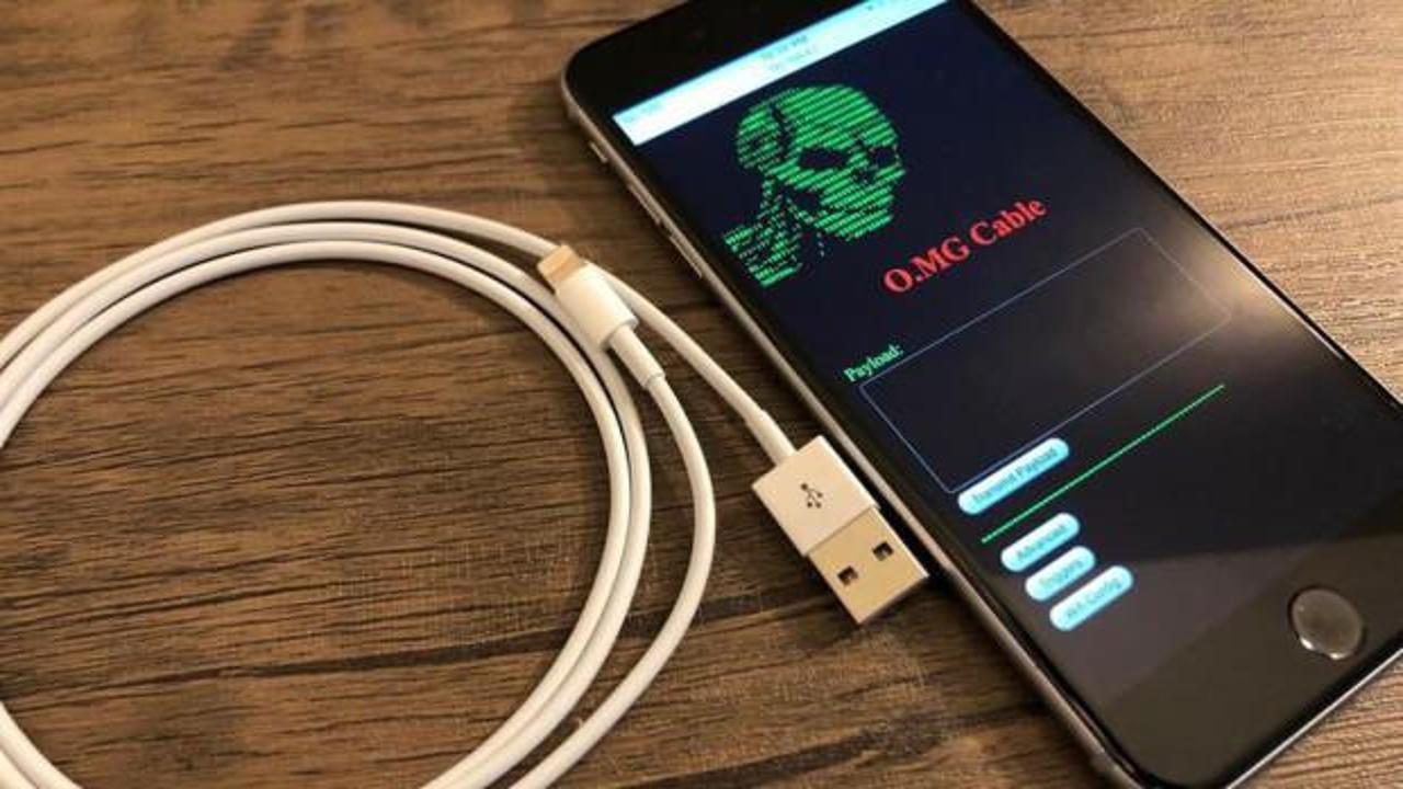 iPhone şarj kablosuyla veri sızdırıldı