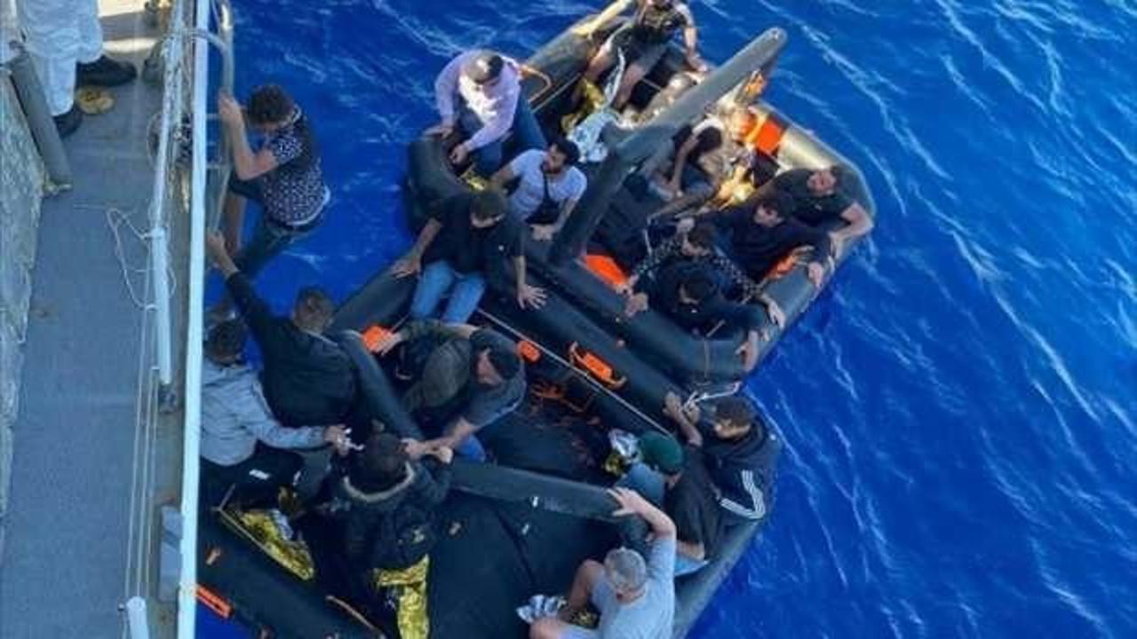 Datça açıklarında Türk karasurlarına itilen 21 göçmen kurtarıldı
