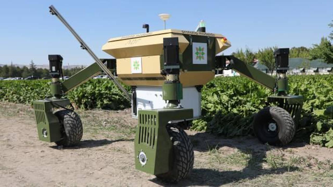 İnsansız tarım robotu görücüye çıktı