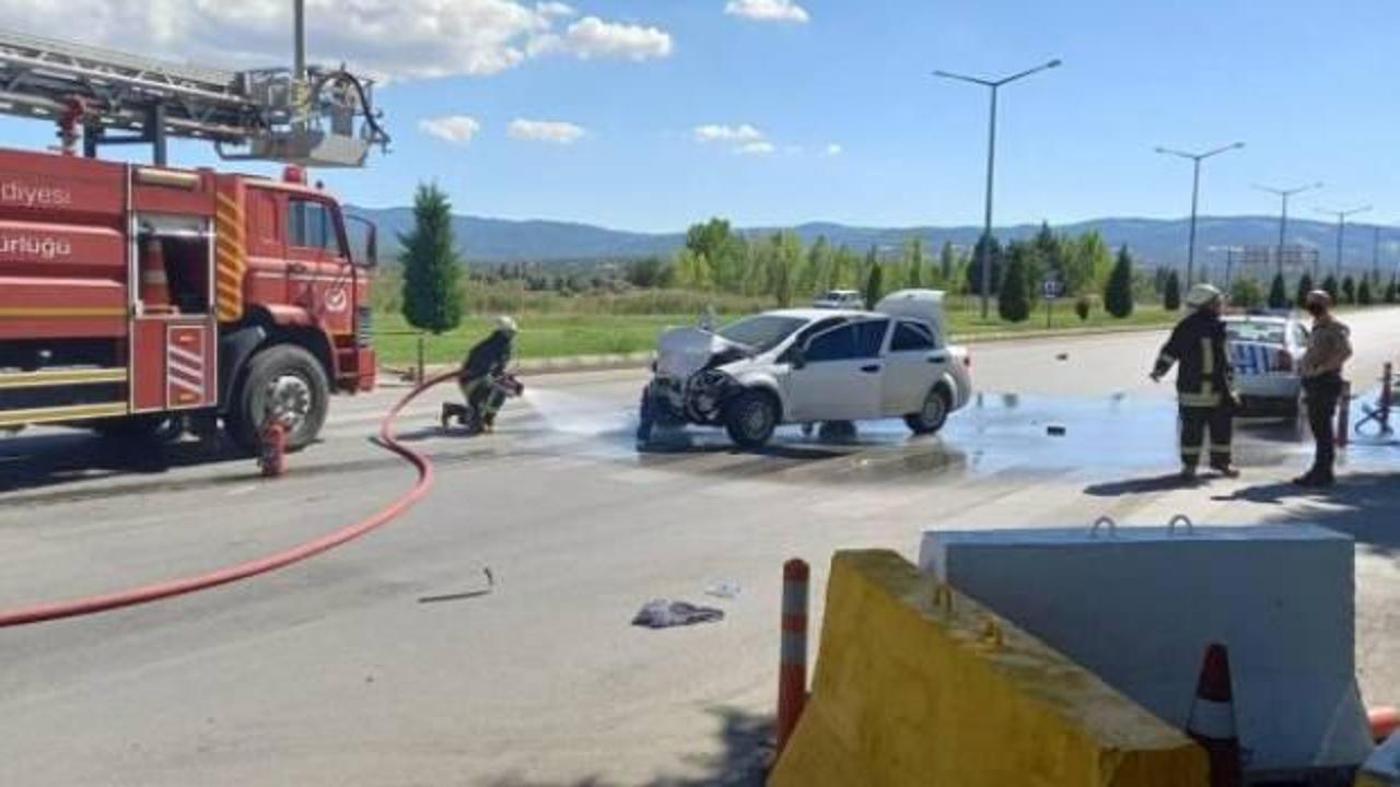 Kütahya'da trafik kazası: 2'si polis 5 yaralı