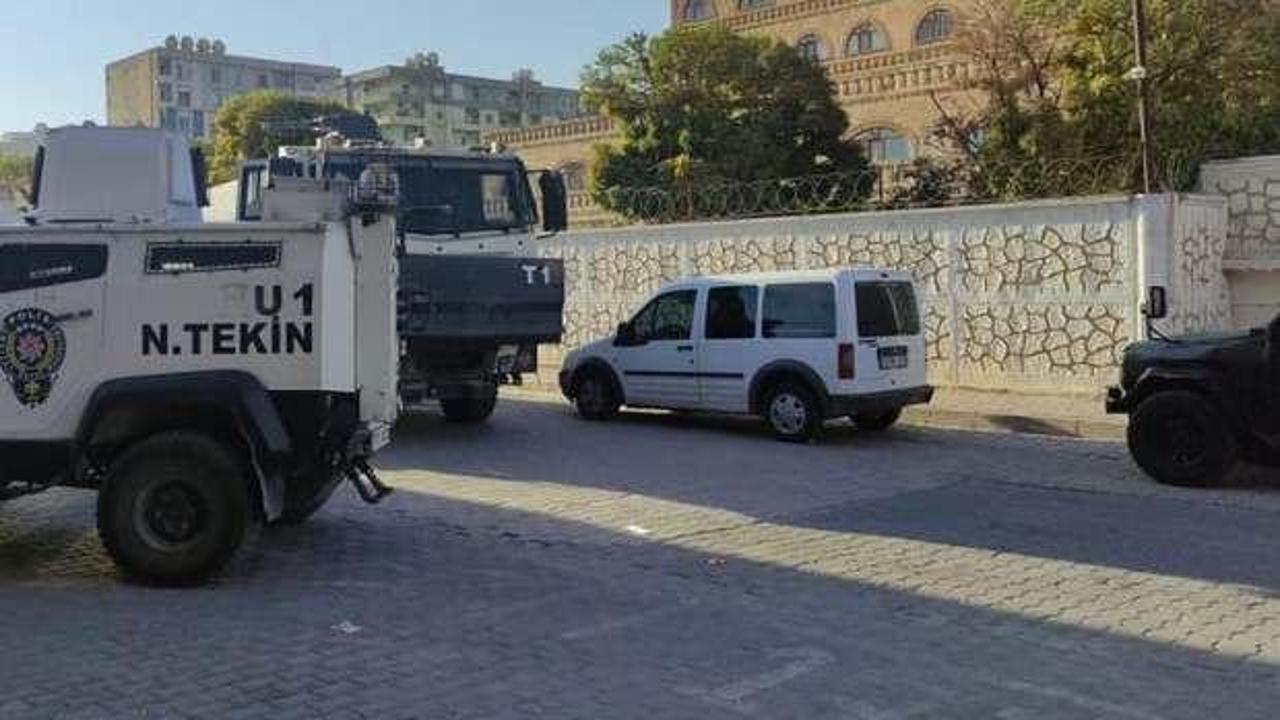 Mardin'de otogarda taşlı sopalı kavga: 2 yaralı