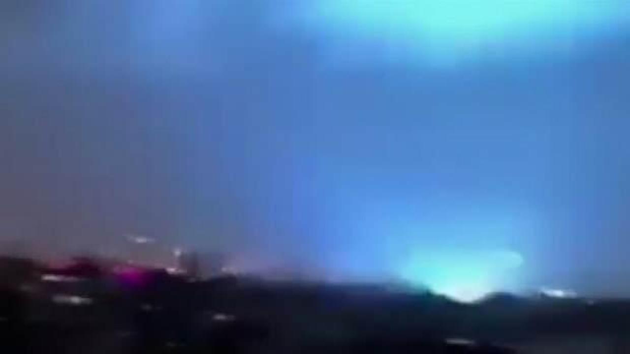 Meksika'daki depremde mavi ışık görüldü