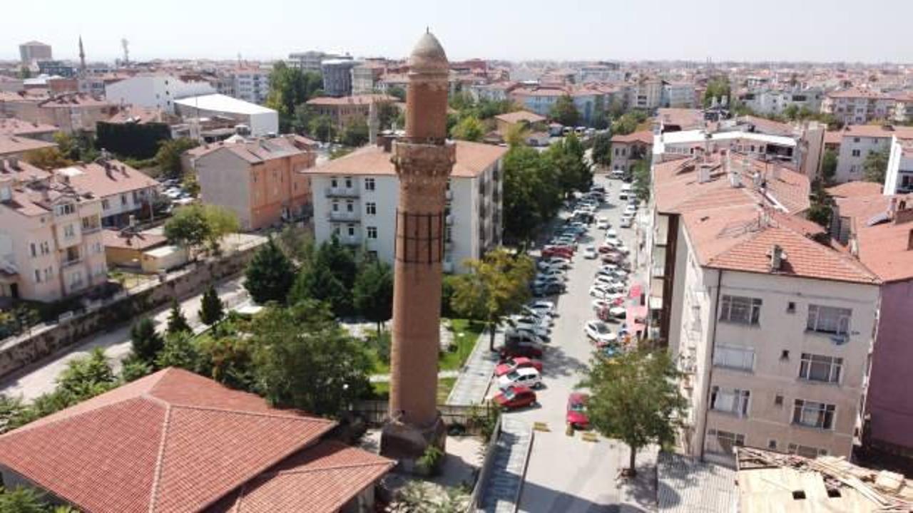 Aksaray&rsquo;daki 800 yıllık minarenin sırrı &ccedil;&ouml;z&uuml;lecek