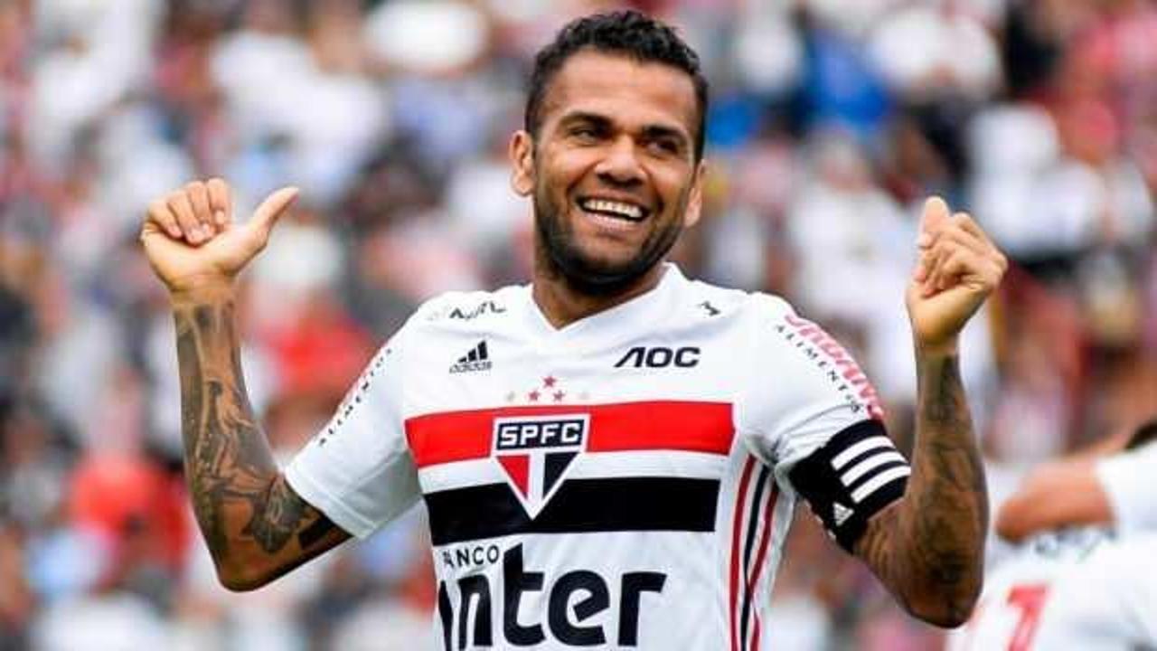 Dani Alves boşta kaldı