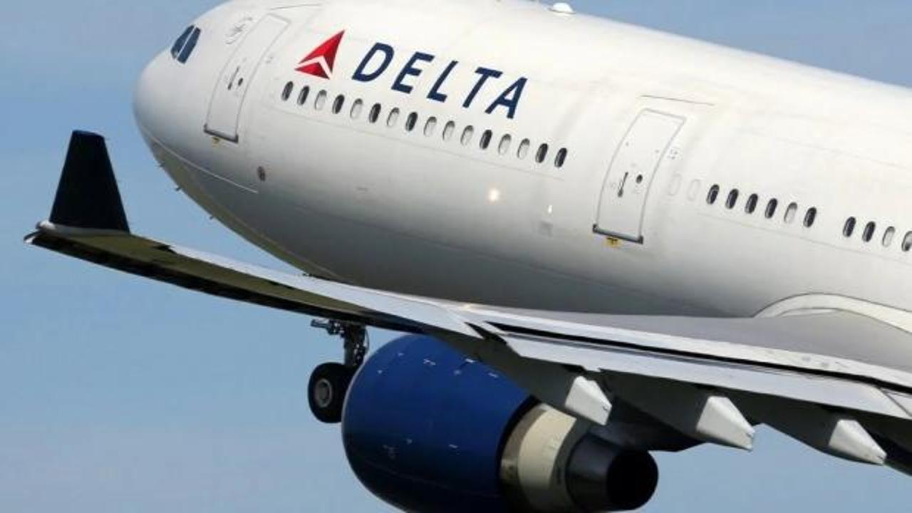 Delta Air Lines’ın 200 dolarlık cezası, bin çalışanının aşı olmasını sağladı